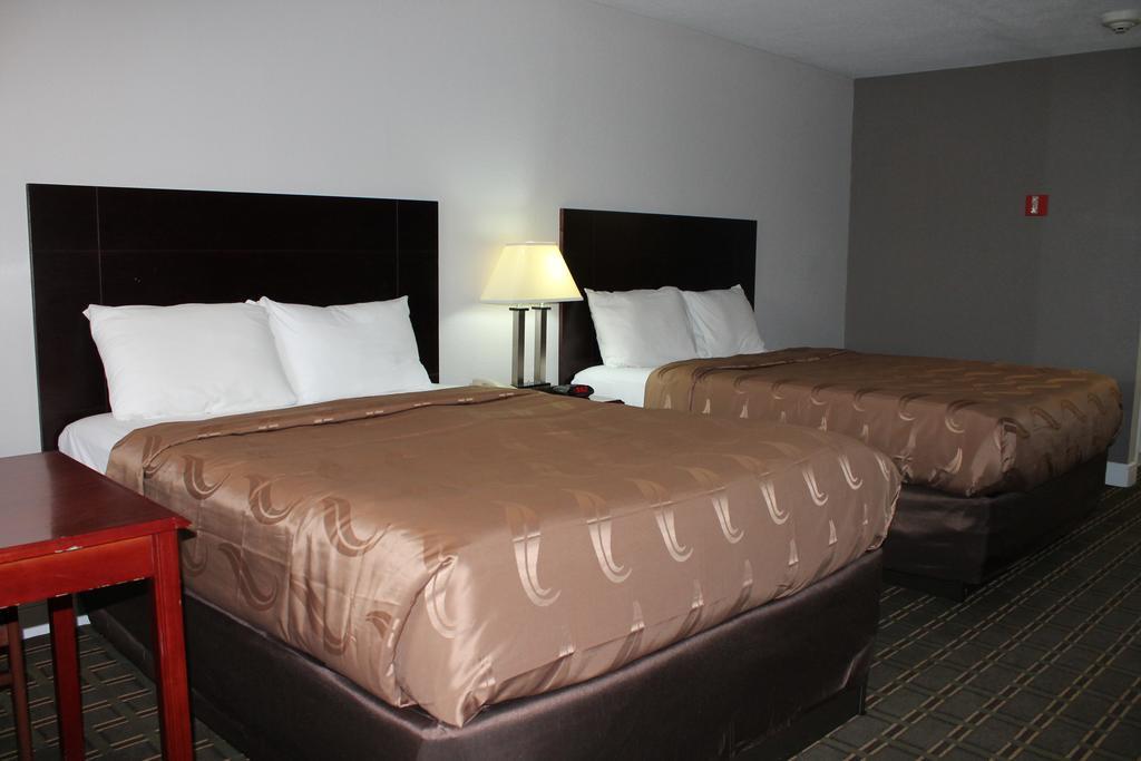 Quality Inn & Suites Port Arthur - Nederland Exterior foto