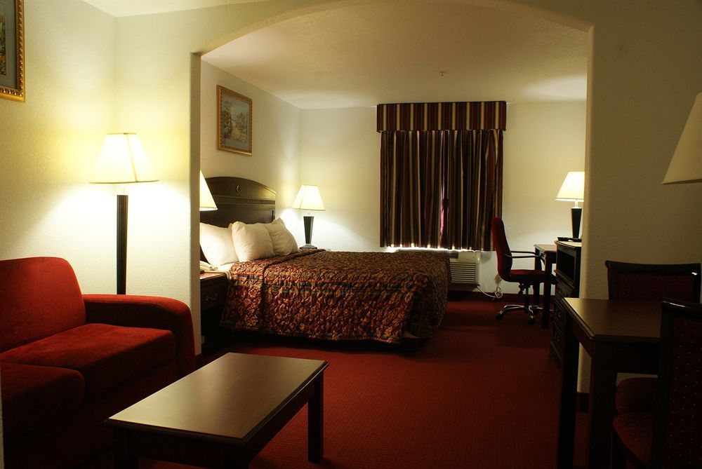 Quality Inn & Suites Port Arthur - Nederland Exterior foto